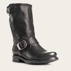 Frye Veronica black leather boots size 8 women